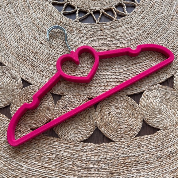 🎀 Fuchsia Velvet Heart Hangers 🎀 - Picture 1 of 1